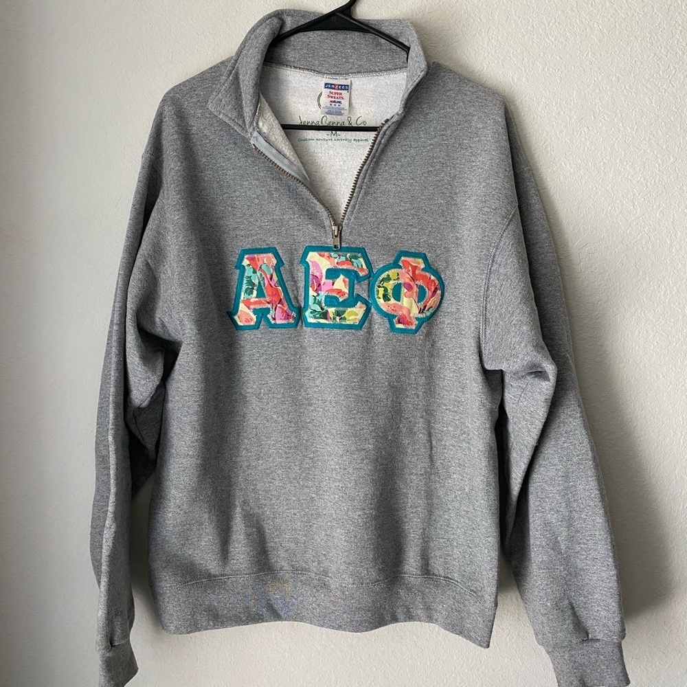 AEPhi Quarterzip